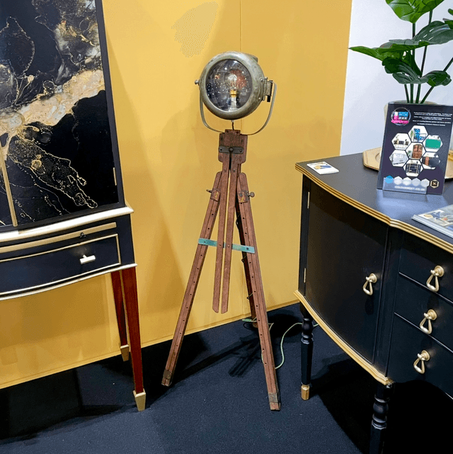 Phares Besnard Tripod Lamp